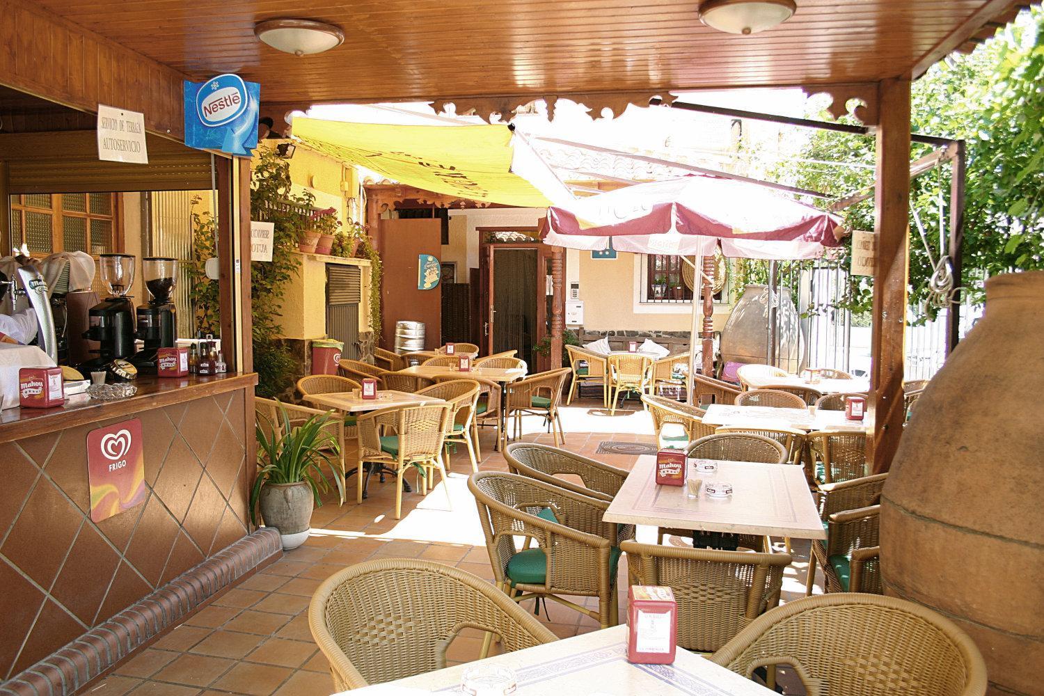 Hostal Restaurante La Muralla Canete  Екстер'єр фото